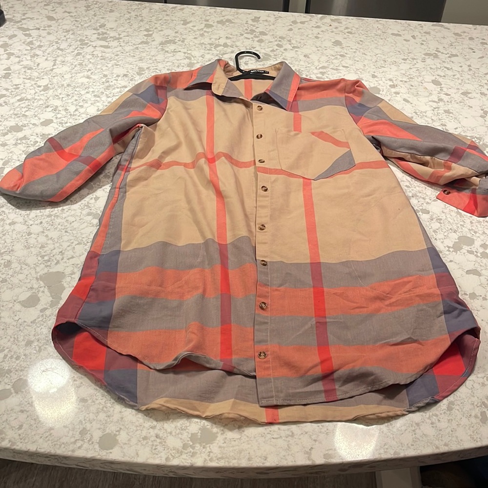XL  Plaid shirt